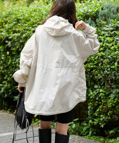 OUTDOOR PRODUCTS（アウトドアプロダクツ）の「グラフチェックパッカブルアノラック（その他アウター・レディース・ホワイト・FREE）」の4枚目の写真