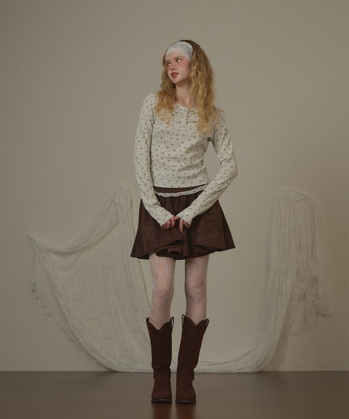 hazyl(ヘイジル)の「gather henry long sleeve T-shirt/ギャザーヘンリーロンT(Tシャツ/カットソー・レディース・ネイビー/オフホワイト/ナチュラル・フリー)」の5枚目の写真