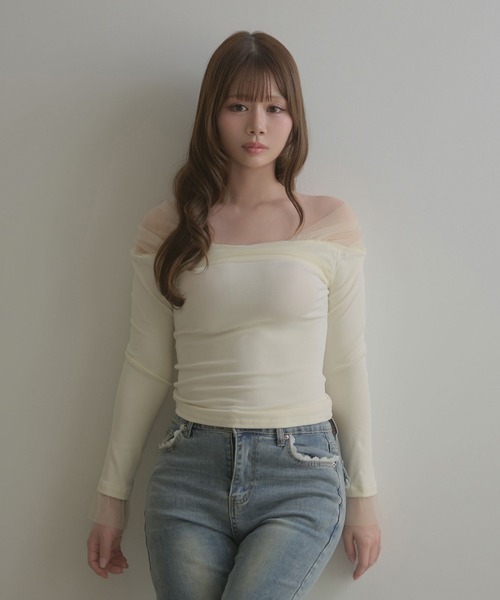 M DOLLY（エムドリー）の「Sheer shoulder aino tops / シアーショルダーアイノトップス（Tシャツ/カットソー・レディース・アイボリー/ブラック・FREE）」の3枚目の写真