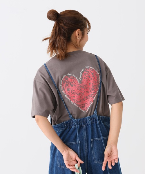 HEART MARKET(ハートマーケット)の「ぐるぐるハートT(ハートの日スペシャルデザイン)(Tシャツ/カットソー・レディース・ナチュラル/ホワイト/ブラック/チャコール・FREE)」の3枚目の写真