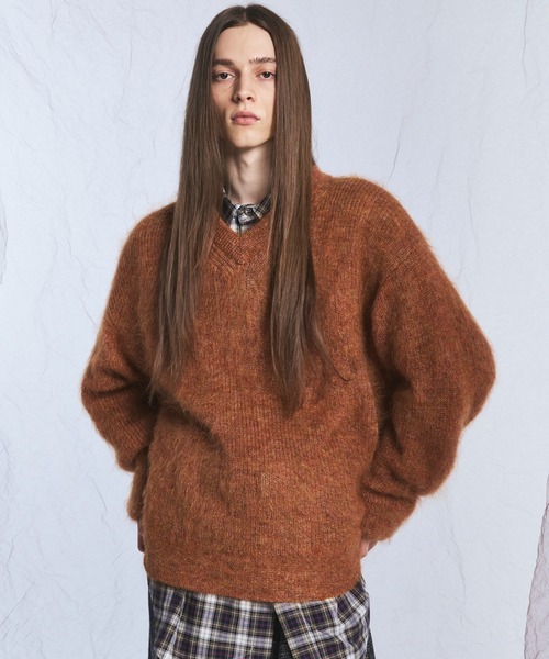 MAISON SPECIAL（メゾンスペシャル）の「《UNISEX》キッドモヘヤプライムオーバーVネックセーター/Kid Mohair Prime-Over V-neck Sweater【MAISON SPECIAL/メゾンスペシャル】（ニット/セーター・メンズ・ホワイト/キャメル/ラベンダー・2/1/0）」の3枚目の写真