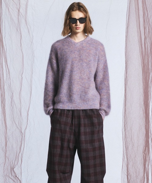MAISON SPECIAL（メゾンスペシャル）の「《UNISEX》キッドモヘヤプライムオーバーVネックセーター/Kid Mohair Prime-Over V-neck Sweater【MAISON SPECIAL/メゾンスペシャル】（ニット/セーター・メンズ・ホワイト/キャメル/ラベンダー・2/1/0）」の10枚目の写真