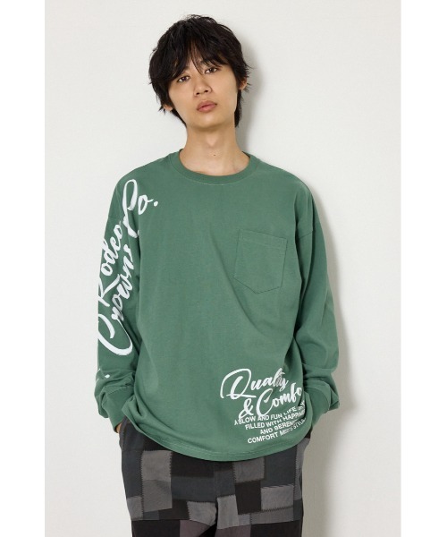 RODEO CROWNS WIDE BOWL(ロデオクラウンズワイドボウル)の「ショルダーロゴ長袖Tシャツ(Tシャツ/カットソー・メンズ・ダークグリーン/ホワイト/ブラック・MEDIUM/LARGE)」の3枚目の写真