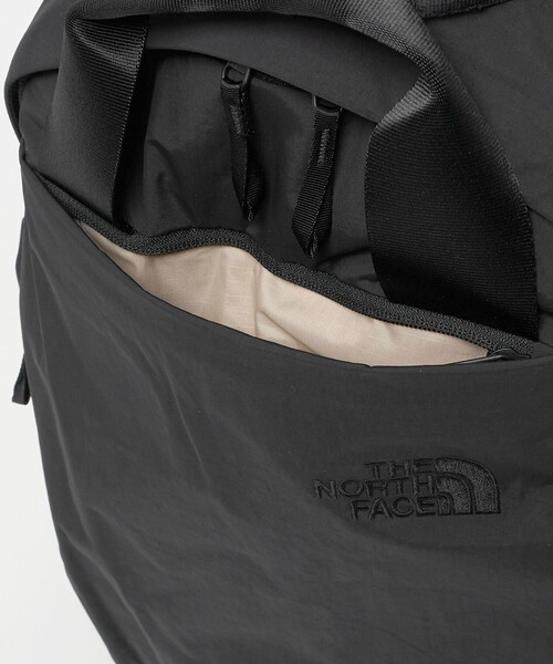THE NORTH FACE(ザノースフェイス)の「<THE NORTH FACE>フィーカス パック デイパック(バックパック/リュック・メンズ・ブラック・FREE)」の11枚目の写真