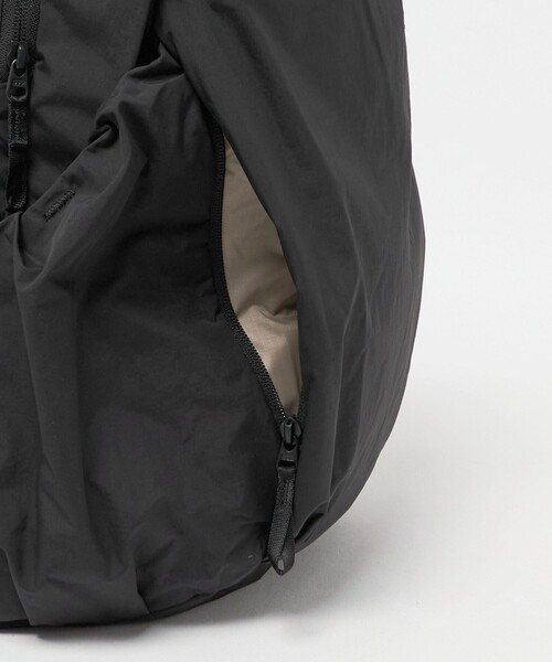 THE NORTH FACE(ザノースフェイス)の「<THE NORTH FACE>フィーカス パック デイパック(バックパック/リュック・メンズ・ブラック・FREE)」の12枚目の写真