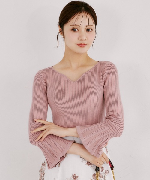 tocco closet（トッコ　クローゼット）の「ハートネックフレアスリーブリブニットプルオーバー（ニット/セーター・レディース・ブラック/ピンク/アイボリー・M）」の16枚目の写真