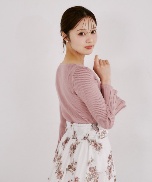 tocco closet（トッコ　クローゼット）の「ハートネックフレアスリーブリブニットプルオーバー（ニット/セーター・レディース・ブラック/ピンク/アイボリー・M）」の18枚目の写真