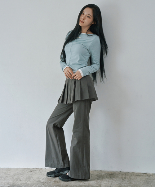 WAARFORWOMAN(ワール・フォー・ウーマン)の「W1152 プリーツレイヤードパンツ_チャコール(その他パンツ・レディース・その他・SMALL/MEDIUM/LARGE)」の2枚目の写真
