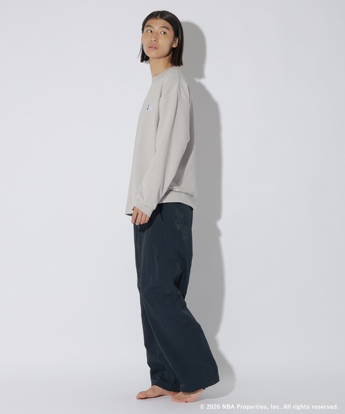 LAKOLE（ラコレ）の「[NBA]ロゴ長袖T / 1057563（Tシャツ/カットソー・メンズ・ブラック/ホワイト/グレー・MEDIUM/LARGE）」の7枚目の写真