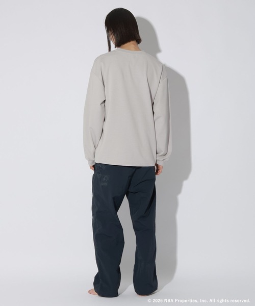 LAKOLE（ラコレ）の「[NBA]ロゴ長袖T / 1057563（Tシャツ/カットソー・メンズ・ブラック/ホワイト/グレー・MEDIUM/LARGE）」の8枚目の写真