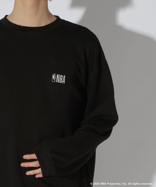 LAKOLE（ラコレ）の「[NBA]ロゴ長袖T / 1057563（Tシャツ/カットソー・メンズ・ブラック/ホワイト/グレー・MEDIUM/LARGE）」の14枚目の写真