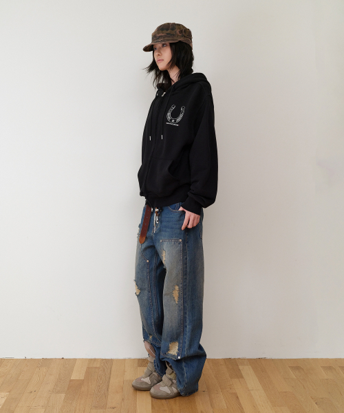 THEVINYLHOUSE（ザバイニルハウス）の「LUCKY HOUSE HOODIE ZIP-UP BLACK（パーカー・メンズ・その他・SMALL/MEDIUM/LARGE）」の10枚目の写真
