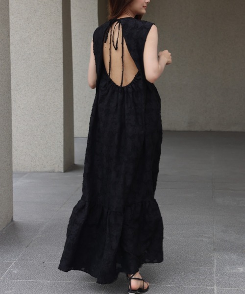 BIRTHDAY BASH(バースデイバッシュ)の「LACE BACK OPEN DRESS(レースバックオープンドレス)(ワンピース・レディース・ホワイト/ブラック・FREE)」の2枚目の写真