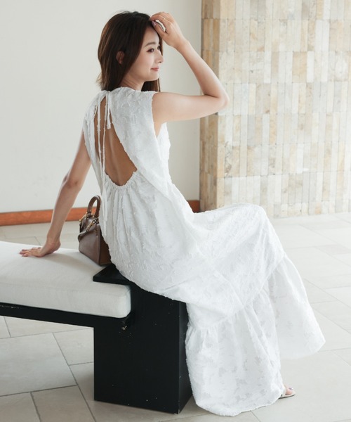 BIRTHDAY BASH(バースデイバッシュ)の「LACE BACK OPEN DRESS(レースバックオープンドレス)(ワンピース・レディース・ホワイト/ブラック・FREE)」の14枚目の写真