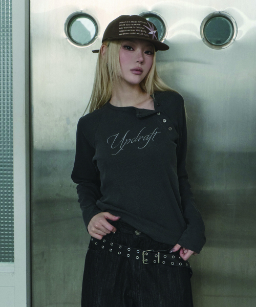 UPDRAFT（アップドラフト）の「ピグメントボタンヘンリー長袖 [グレー]（Tシャツ/カットソー・レディース・その他・FREE）」の2枚目の写真