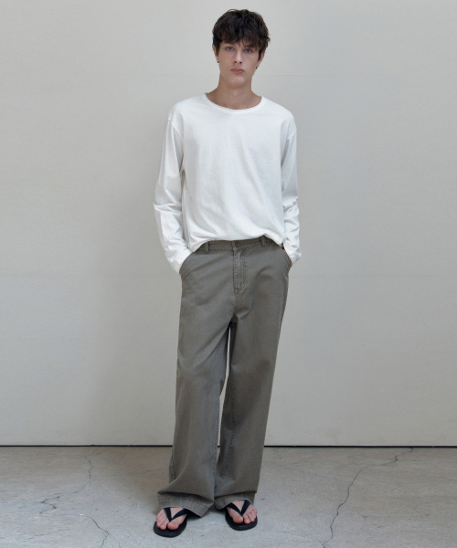 WEDNESDAY OASIS(ウェンズデーオアシス)の「ウォッシュド斜めポケットパンツ_KHAKI GRAY(WCB6PT03)(その他パンツ・メンズ・カーキ・MEDIUM/LARGE)」の2枚目の写真