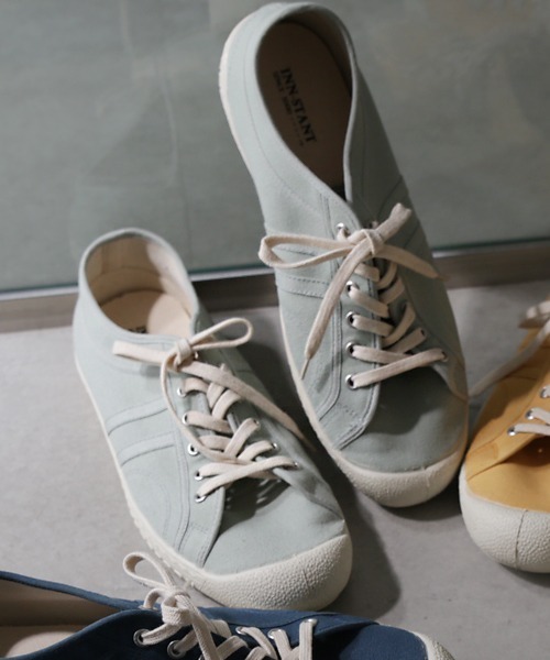 INN-STANT(インスタント)の「INN-STANT 2ラインナチュラルキャンバススニーカー(スニーカー・メンズ・ホワイト×ブルー/ブルー/インディゴブルー/カーキ/アクア/ベージュ/ナチュラル/オリーブ/ホワイト×ホワイト・41/42/43/40)」の1枚目の写真