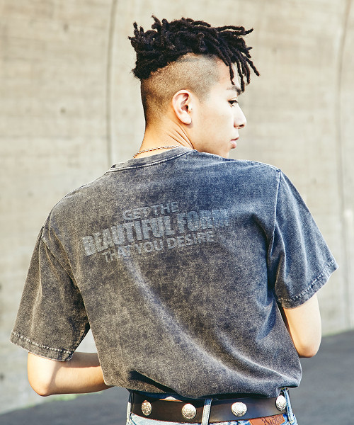 ヒステリックグラマー　THAT YOU DESIRE プリント ポケ付Tシャツ HYSTERIC GLAMOUR（ヒステリックグラマー）の「THAT YOU DESIRE