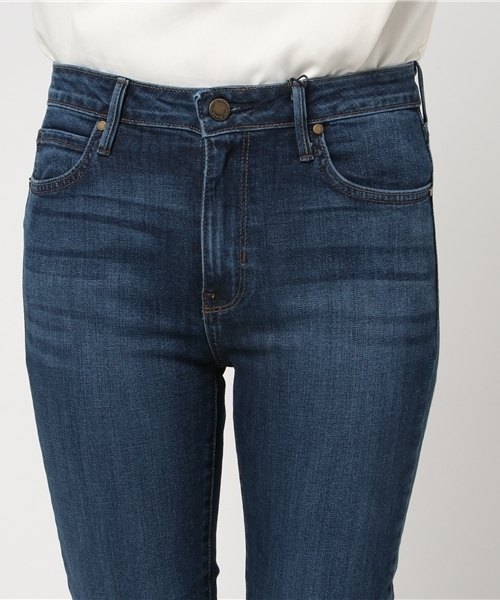 SHIPS BLUESTORE（シップスブルーストア）の「JUSTBLACK:スキニーデニム２（デニムパンツ・レディース・ブルー・SMALL/LARGE/MEDIUM/X-LARGE）」の5枚目の写真