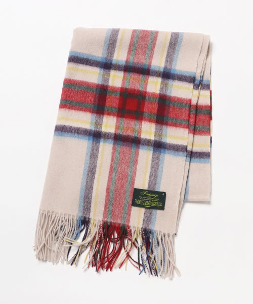 STUDIOUS（ステュディオス）の「【Finissage】ソフトタッチタータンチェックストール/トラディショナルストール/46137（ストール/ショール・レディース・ブラック/ベージュ/ネイビー/ピンク/ブルー/グレー・FREE）」の4枚目の写真