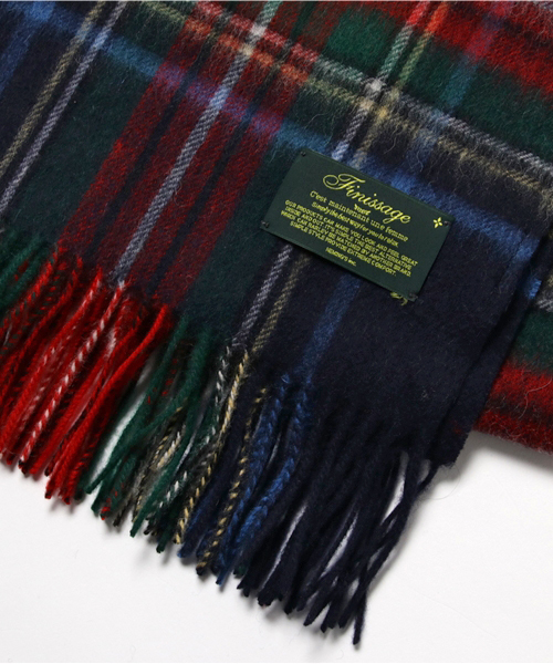 STUDIOUS（ステュディオス）の「【Finissage】ソフトタッチタータンチェックストール/トラディショナルストール/46137（ストール/ショール・レディース・ブラック/ベージュ/ネイビー/ピンク/ブルー/グレー・FREE）」の8枚目の写真