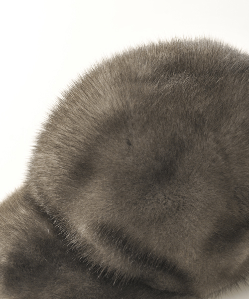 sankyo shokai(サンキョウショウカイ)の「ミンクファーキャスケット帽子(キャスケット・レディース・ブラック/ダークブラウン/グレー・フリー)」の6枚目の写真