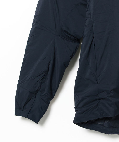 ARC'TERYX（アークテリクス）の「ARC’TERYX / ATOM AR HOODY（マウンテンパーカー・メンズ・ブラック/グレー/オリーブ/ブルー系その他4/グリーン・SMALL/MEDIUM/LARGE）」の15枚目の写真