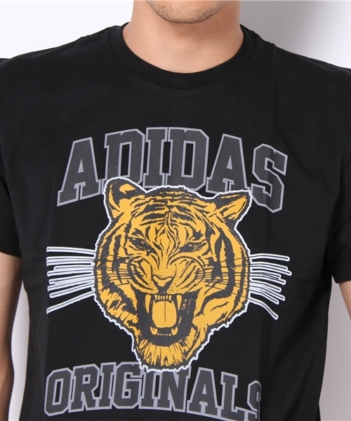 adidas Originals（アディダスオリジナルス）の「アディダス アニマル カレッジ系 Tシャツ<ST HUSTLE TEE>（Tシャツ/カットソー・メンズ・ホワイト/ブラック・MEDIUM/LARGE/X-LARGE）」の5枚目の写真