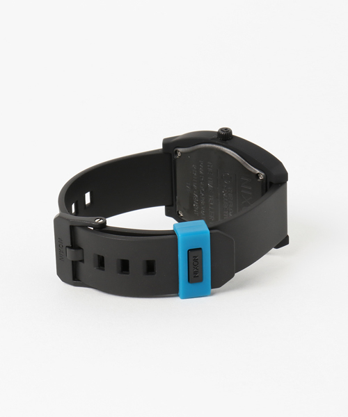 NIXON（ニクソン）の「THE TIME TELLER P（アナログ腕時計・レディース・ブルー/ホワイト×ゴールド/レッド/ブラック/ブラック系その他/ブラック×ブルー/ブラック系その他2・FREE）」の8枚目の写真