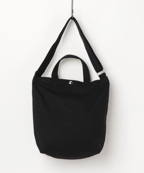 CONVERSE(コンバース)の「【CONVERSE】CANVAS BIG LOGO 2WAY TOTE BAG/トートショルダーバッグ(トートバッグ・レディース・ブラック/ネイビー/レッド/アイボリー・FREE)」の7枚目の写真