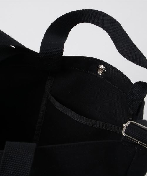 CONVERSE(コンバース)の「【CONVERSE】CANVAS BIG LOGO 2WAY TOTE BAG/トートショルダーバッグ(トートバッグ・レディース・ブラック/ネイビー/レッド/アイボリー・FREE)」の5枚目の写真