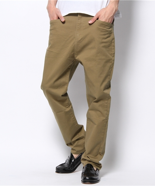 WEGO（ウィゴー）の「WEGO/サルエルチノパンツ（チノパンツ・メンズ・ブラック/ベージュ/ワイン/ブルー系その他/グリーン・MEDIUM/LARGE/SMALL）」の3枚目の写真