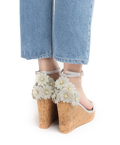 RANDA（ランダ）の「フラワーウェッジサンダル（サンダル・レディース・グレー/ホワイト/ピンク・LL/M/S/L）」の9枚目の写真