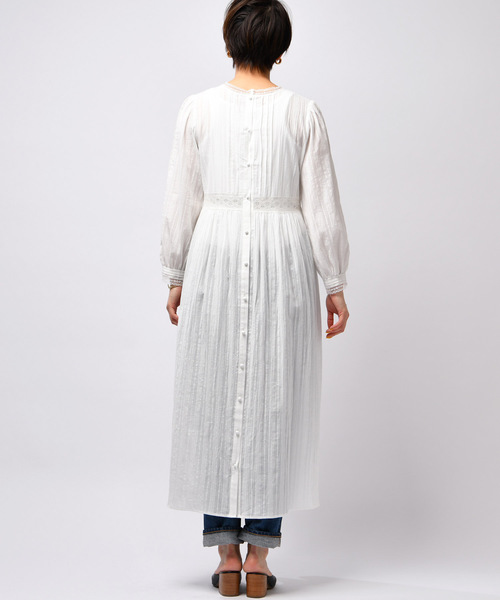 CIAOPANIC(チャオパニック)の「レースピンタックワンピース(ワンピース・レディース・ホワイト/ブラック・FREE)」の15枚目の写真