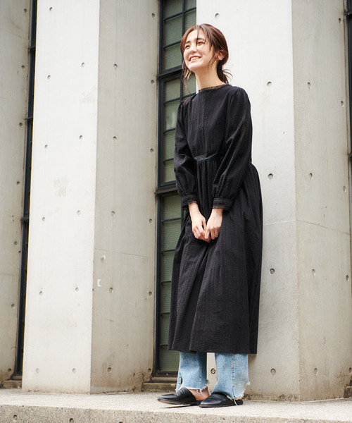 CIAOPANIC(チャオパニック)の「レースピンタックワンピース(ワンピース・レディース・ホワイト/ブラック・FREE)」の7枚目の写真