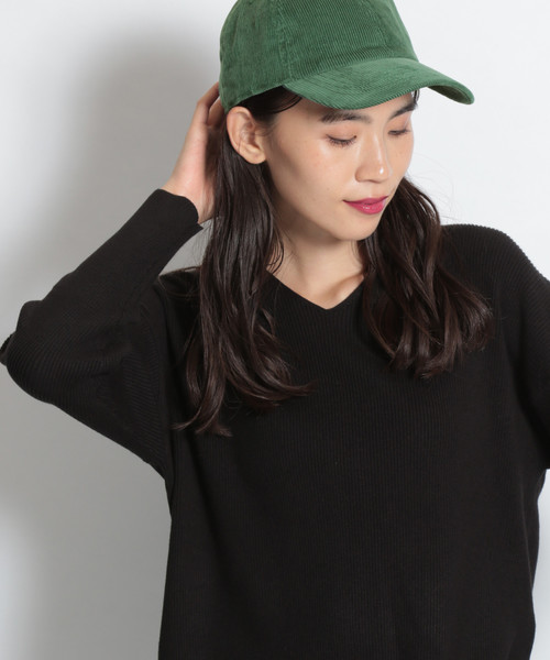 niko and...(ニコアンド)の「VISナイロンリブVネックプルオーバー(ニット/セーター・レディース・ブラック/ベージュ/レッド/チャコール・MEDIUM/LARGE)」の2枚目の写真