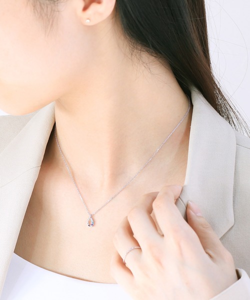 【新品未使用】BLOOM シルバー しずくモチーフネックレス シルバー キュービックジルコニア しずくモチーフ ネックレス