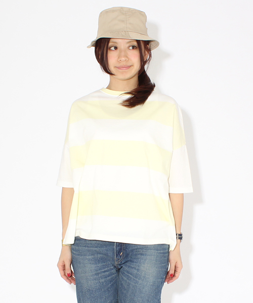 BEAMS BOY（ビームスボーイ）の「BEAMS BOY / 9cm ボーダー ビッグTシャツ（Tシャツ/カットソー・レディース・ピンク/クリーム/サックスブルー/ブラック・ONE SIZE）」の3枚目の写真