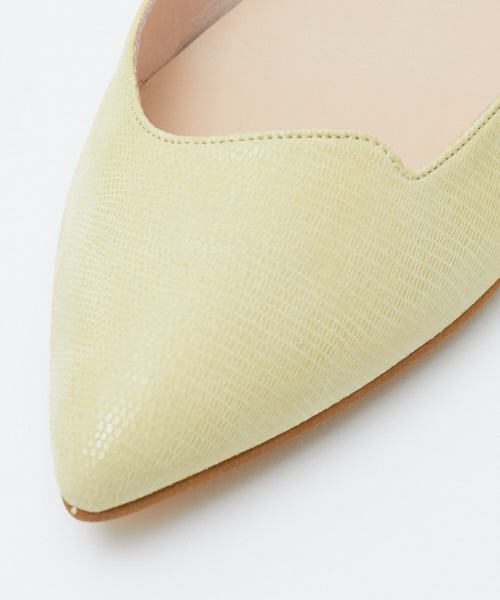 PICHE ABAHOUSE(ピシェ アバハウス)の「fluffy fitアシンメトリーカットパンプス(パンプス・レディース・ブラック/イエロー/ベージュ/グリーン・36/38/37/39/35/34/40)」の19枚目の写真