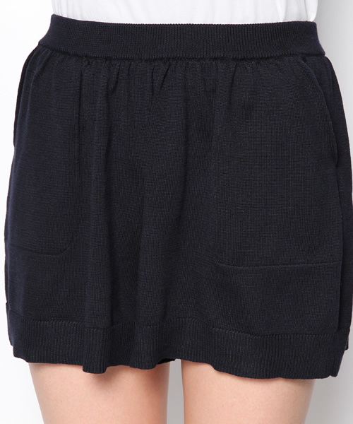 PLST（プラステ）の「ドレープニットキュロットパンツ（その他パンツ・レディース・ブラック/ネイビー・2）」の8枚目の写真