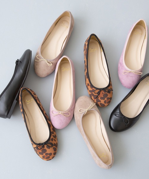 menue（メヌエ）の「freely(フリーリー) 幅広4E ラウンドトゥ リボン バレエシューズ（バレエシューズ・レディース・ブラック/レッド/ブラック系その他/レオパード/グレイッシュベージュ/シルバー/アイボリー/パイソン/ブラック系その他2/パープル/シルバー系その他・22.5cm/23.5cm/24.5cm/25.5cm/26.5cm/23.0cm/24.0cm/25.0cm/26.0cm/22.0cm）」の22枚目の写真