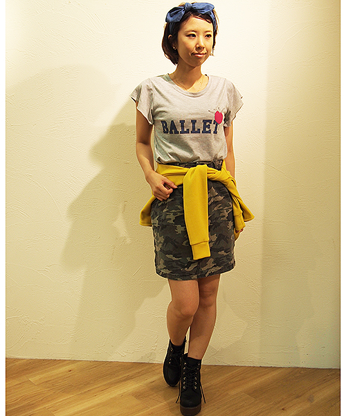 one after another NICE CLAUP（ワンアフターアナザーナイスクラップ）の「【ナイスクラップ】タイトスカート（スカート・レディース・カーキ/オフホワイト/ワンウォッシュ・FREE）」の8枚目の写真