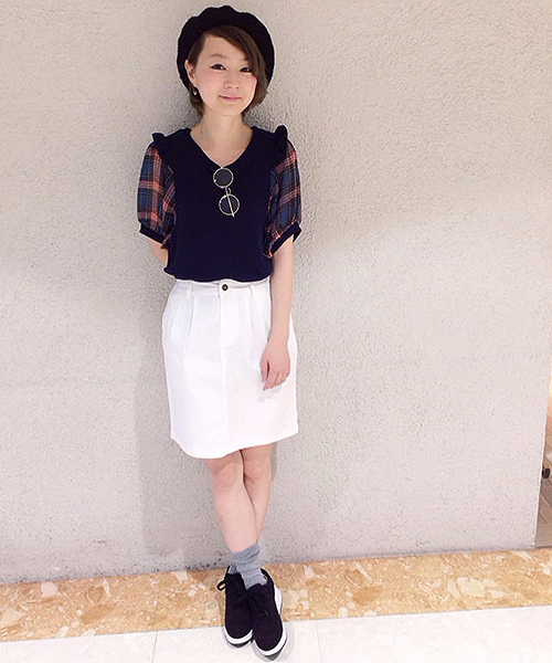 one after another NICE CLAUP（ワンアフターアナザーナイスクラップ）の「【ナイスクラップ】タイトスカート（スカート・レディース・カーキ/オフホワイト/ワンウォッシュ・FREE）」の12枚目の写真