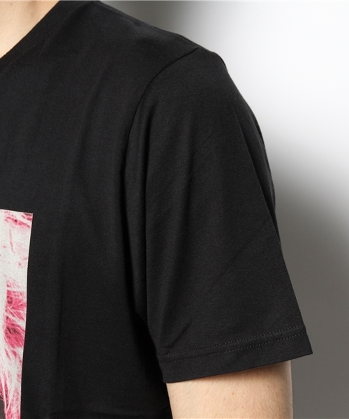 HYSTERIC GLAMOUR(ヒステリックグラマー)の「CL/CHERRY LOVE pt UネックT-SH(Tシャツ/カットソー・メンズ・ホワイト/ブルー/ブラック・SMALL/MEDIUM/LARGE)」の5枚目の写真