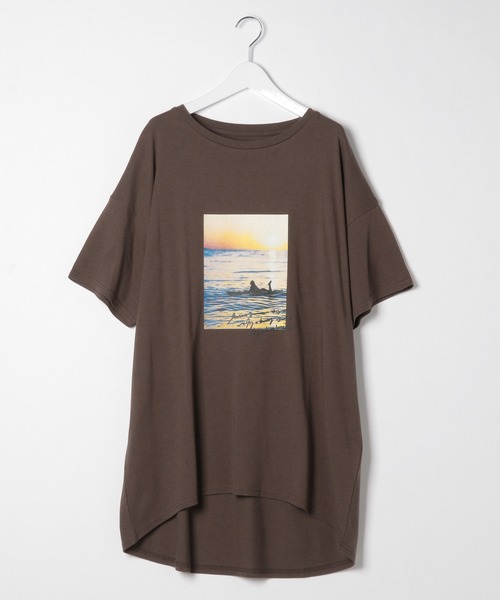 BAYFLOW(ベイフロー)の「フォトプリントBIG TEE(Tシャツ/カットソー・レディース・ベージュ/ブラウン/オフホワイト・FREE)」の6枚目の写真