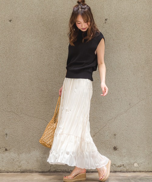 SpRay（スプレイ）の「クリンクルロングスカート（スカート・レディース・ライトグレー/オレンジ/アイボリー/ブルー/グリーン・FREE）」の19枚目の写真