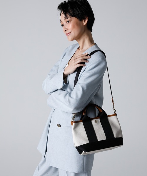 Breath TOPKAPI(ブレストプカピ)の「【Breath TOPKAPI /ブレス トプカピ】【撥水】スコッチグレイン ショルダー付き 2way ミニ トート バッグ(トートバッグ・レディース・ブラック/グレイッシュベージュ/ライトベージュ/オフホワイト/ライトグレー/ブラウン/ラベンダー/ダークネイビー/グリーン系その他/ベージュ系その他・FREE)」の12枚目の写真