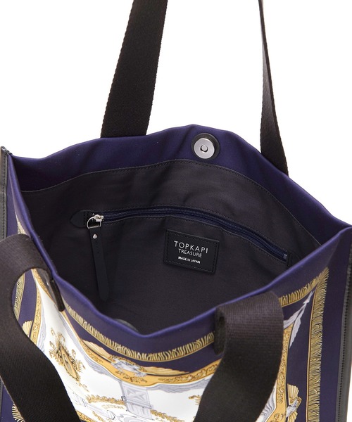 TOPKAPI（トプカピ）の「[トプカピ トレジャー]TOPKAPI TREASURE スカーフ パネル柄 マチなし トート バッグ（トートバッグ・レディース・ベージュ/ネイビー・FREE）」の3枚目の写真