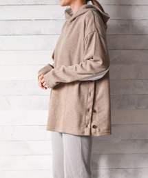 TRAP/U （トラップユー）の「【69】【TRAP/U】サイド釦　プルパーカー（パーカー）」