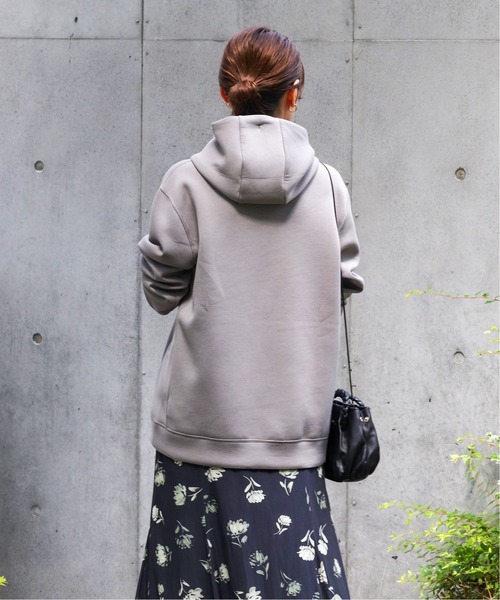 EDIFICE（エディフィス）の「ライトダンボールパーカー（パーカー・メンズ・ブラック/チャコールグレー/ホワイト×ホワイト/ベージュ系その他/ライトグリーン/ライトイエロー・SMALL/MEDIUM/LARGE/X-LARGE）」の21枚目の写真